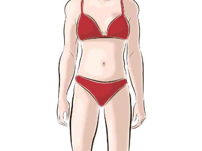 Punto vita appena accennato su corpo con muscoli