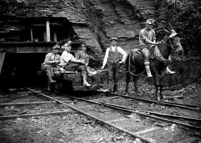 AAA  Early-Coal-Mining-Williams-River-WV-1930s