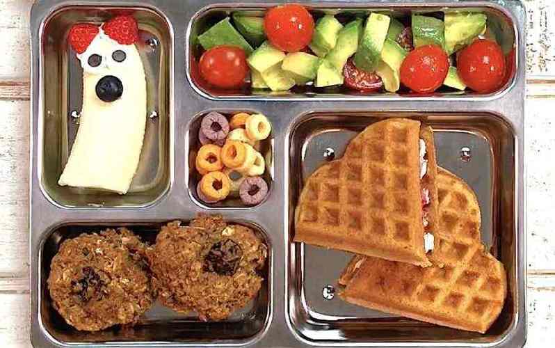 Waffle-Hearts-School-Lunch-thumbnail_1b74faffbe944b0675f0e20473d3ad34