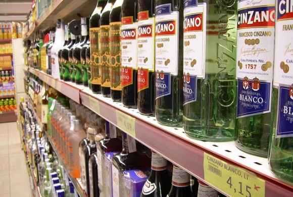 Alcohol-in-supermarket